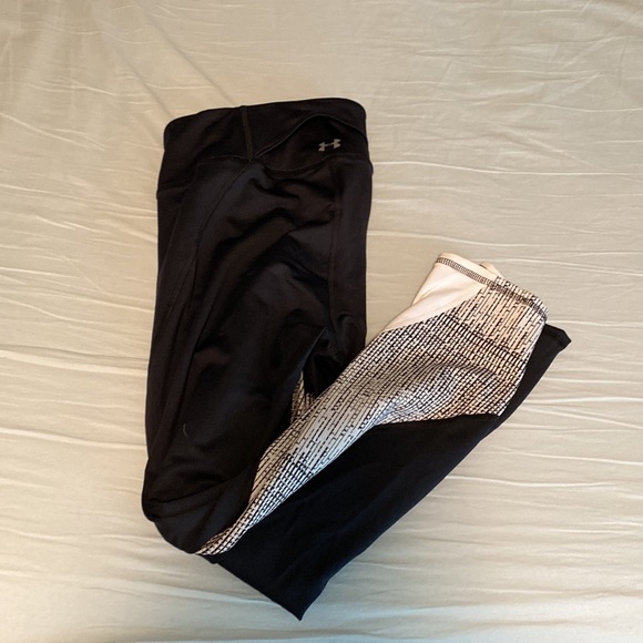 UA Fleece Lined Leggings - Picture 2 of 2